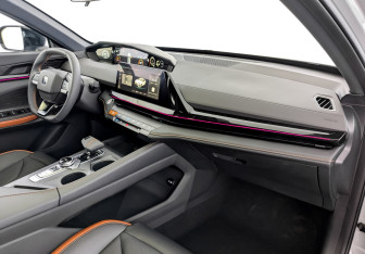 Новый Changan UNI-V 2024 (9 фото)