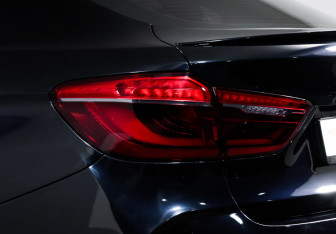 Подержанный автомобиль BMW X6 M 2018 года (16 фото)
