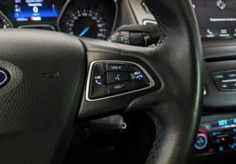 Подержанный автомобиль Ford Focus Hatchback 2019 года (27 фото)