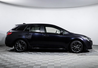 Подержанный автомобиль Toyota Corolla Wagon 2020 года (4 фото)