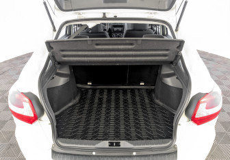 Подержанный автомобиль LADA (ВАЗ) Granta Liftback 2023 года (10 фото)