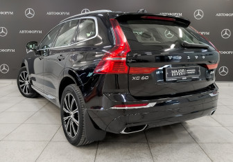 Подержанный автомобиль Volvo XC60 2018 года (7 фото)