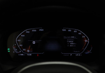 Подержанный автомобиль BMW X3 2024 года (16 фото)