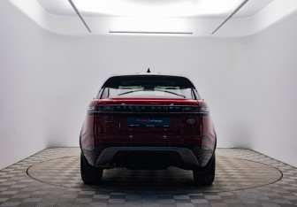 Подержанный автомобиль Land Rover Range Rover Velar 2017 года (6 фото)