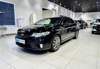 Подержанный автомобиль Kia Cerato Coupe 2010 года (1 фото)