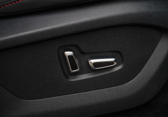 Подержанный автомобиль JAC T9 2024 года (16 фото)