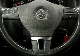 Подержанный автомобиль Volkswagen Golf Plus 2012 года (13 фото)
