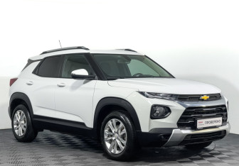 Подержанный автомобиль Chevrolet TrailBlazer 2021 года (3 фото)