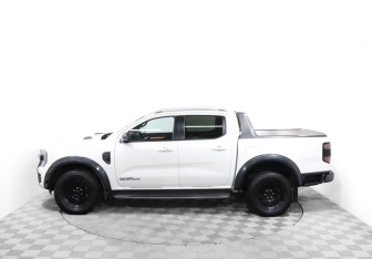 Подержанный автомобиль Ford Ranger 2023 года (8 фото)