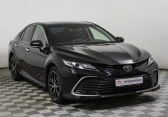 Подержанный автомобиль Toyota Camry Sedan 2021 года (3 фото)