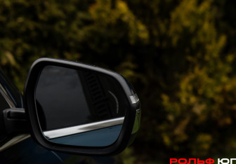 Подержанный автомобиль Geely Monjaro 2023 года (24 фото)