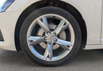 Подержанный автомобиль Audi A6 Sedan 2019 года (12 фото)