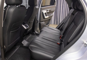 Подержанный автомобиль Jaecoo J7 2023 года (13 фото)