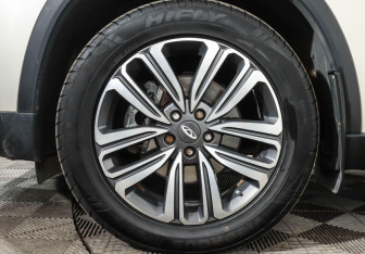 Подержанный автомобиль Chery Tiggo 8 2020 года (6 фото)