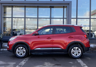 Подержанный автомобиль Chery Tiggo 4 2021 года (4 фото)