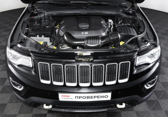 Подержанный автомобиль Jeep Grand Cherokee 2016 года (9 фото)