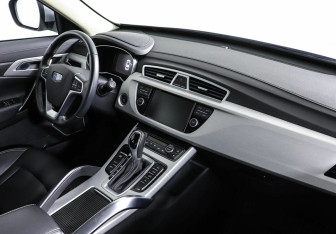 Подержанный автомобиль Geely Atlas 2018 года (6 фото)