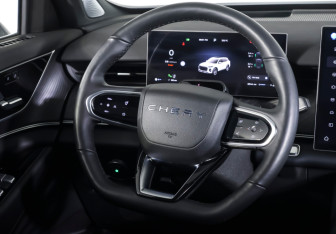 Подержанный автомобиль Chery Tiggo 9 2024 года (16 фото)