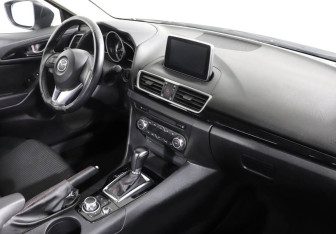 Подержанный автомобиль Mazda 3 Sedan 2014 года (5 фото)