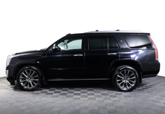 Подержанный автомобиль Cadillac Escalade Suv 2020 года (8 фото)