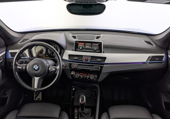 Подержанный автомобиль BMW X1 2021 года (14 фото)