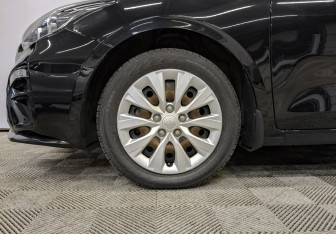 Подержанный автомобиль Kia Cerato Sedan 2019 года (18 фото)