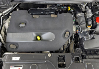 Подержанный автомобиль Peugeot 3008 2018 года (9 фото)