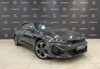 Подержанный автомобиль Kia K5 2021 года (3 фото)