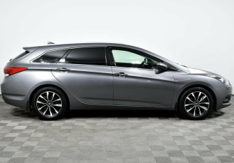 Подержанный автомобиль Hyundai i40 Wagon 2016 года (4 фото)