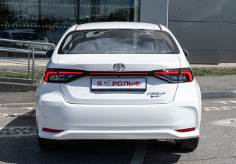 Новый Toyota Corolla Sedan 2026 (6 фото)