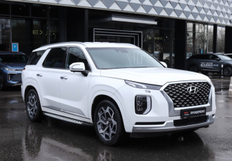 Подержанный автомобиль Hyundai Palisade 2021 года (3 фото)