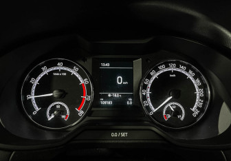 Подержанный автомобиль Skoda Octavia Liftback 2020 года (11 фото)