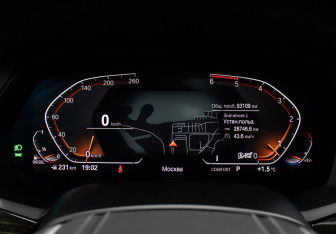 Подержанный автомобиль BMW X7 2019 года (32 фото)