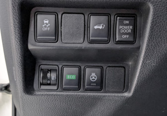 Подержанный автомобиль Nissan X-Trail 2019 года (30 фото)