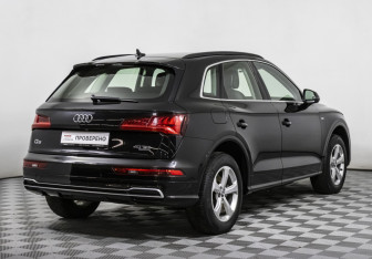 Подержанный автомобиль Audi Q5 2019 года (5 фото)