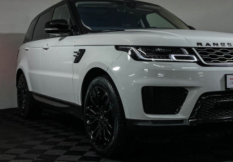 Подержанный автомобиль Land Rover Range Rover Sport 2018 года (24 фото)