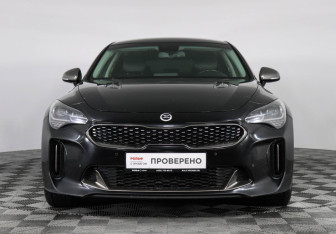 Подержанный автомобиль Kia Stinger 2019 года (2 фото)