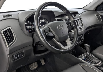Подержанный автомобиль Hyundai Creta 2016 года (15 фото)