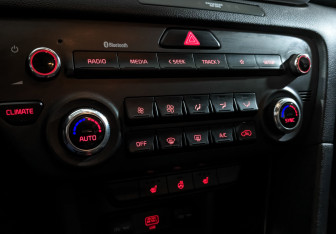 Подержанный автомобиль Kia Sportage 2021 года (21 фото)