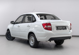 Подержанный автомобиль LADA (ВАЗ) Granta Sedan 2024 года (7 фото)