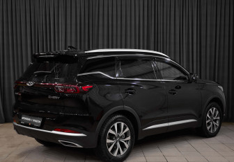 Подержанный автомобиль Chery Tiggo 7 Pro 2022 года (4 фото)