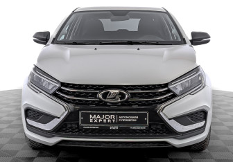 Подержанный автомобиль LADA (ВАЗ) Vesta Sedan 2023 года (2 фото)