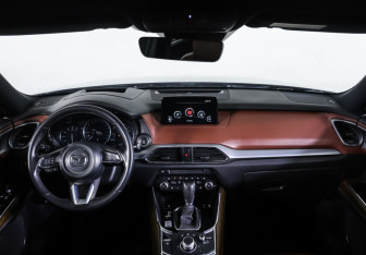 Подержанный автомобиль Mazda CX-9 2019 года (18 фото)