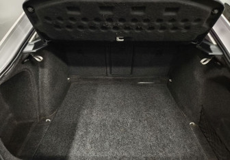 Подержанный автомобиль Skoda Octavia Liftback 2012 года (9 фото)