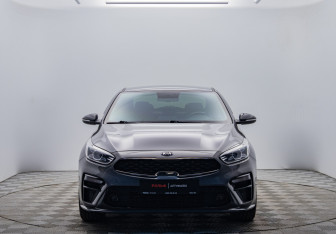 Подержанный автомобиль Kia Cerato Sedan 2021 года (8 фото)