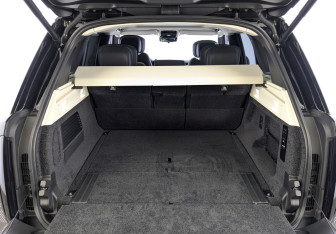 Подержанный автомобиль Land Rover Range Rover 2024 года (10 фото)