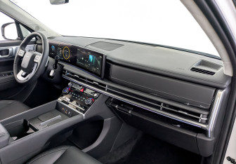 Новый Hyundai Santa Fe 2025 (9 фото)