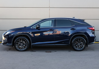 Подержанный автомобиль Lexus RX 2017 года (8 фото)