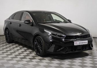 Подержанный автомобиль Kia K3 Sedan 2021 года (3 фото)