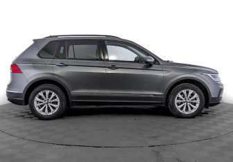 Подержанный автомобиль Volkswagen Tiguan 2021 года (4 фото)
